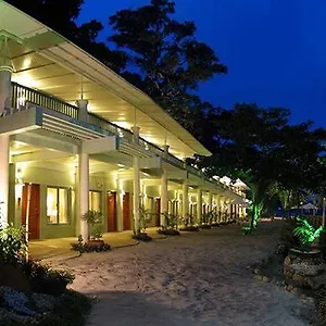 卡玛彦海滩酒店 4* Subic Bay